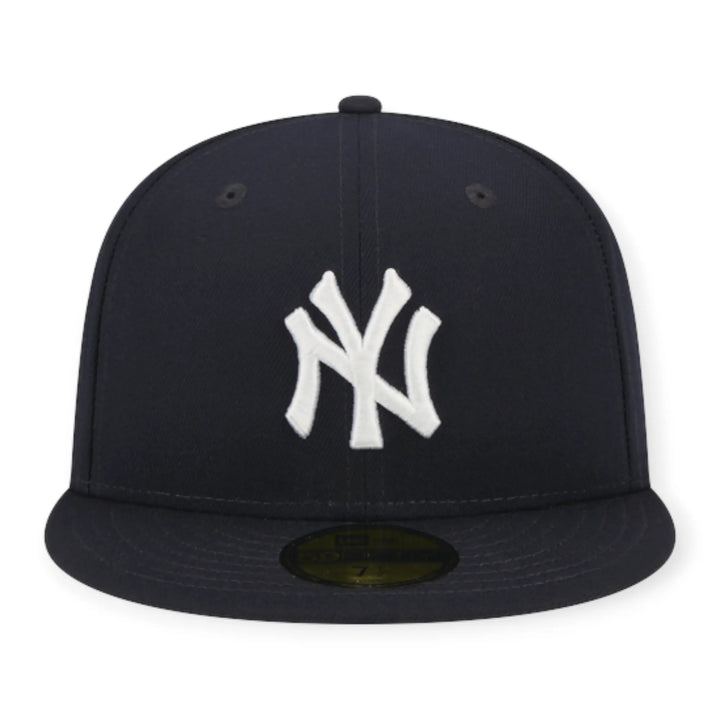 New Era Men 59Fifty NY Yankees Evergreen Side Patch Fitted (Navy White) New Era