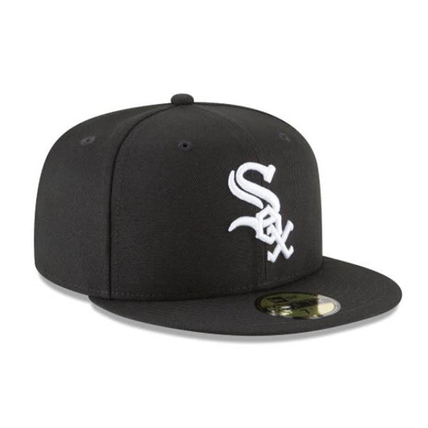 New Era Chicago White Sox Blackout Basic 59FIFTY Fitted