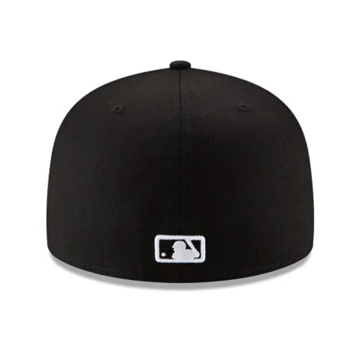 New Era Chicago White Sox Black Outline 59FIFTY Fitted Hat-Nexus Clothing