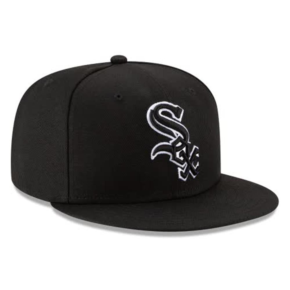 New Era Chicago White Sox Black Outline 59FIFTY Fitted Hat-Nexus Clothing
