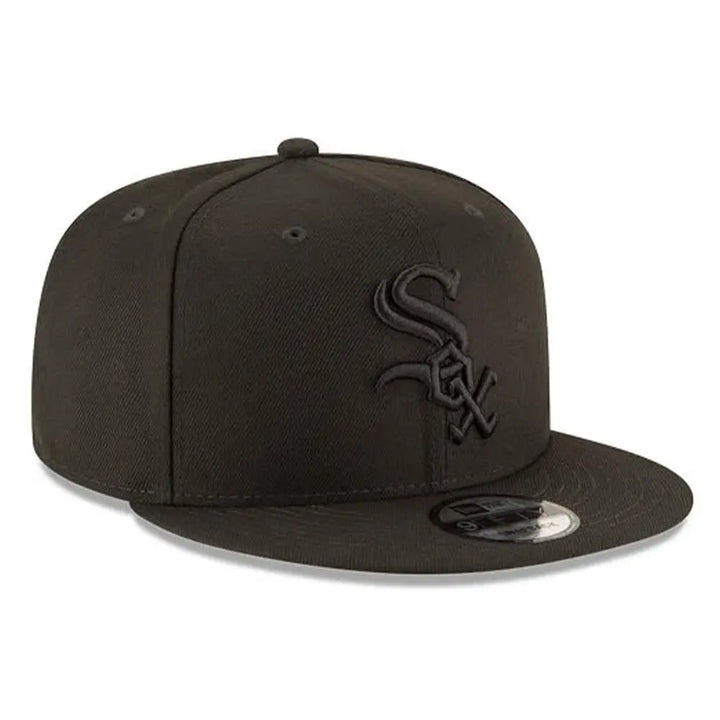 New Era Chicago White Sox Blackout MLB Basic 9Fifty Snapback Hat-Nexus Clothing