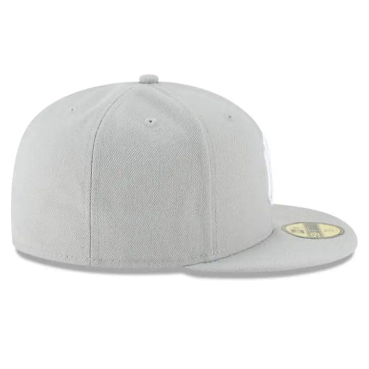 New Era New York Yankees Grey White Basic 59FIFTY Fitted-Nexus Clothing